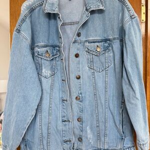 Tobi Light Wash Denim Jacket Women Size S Relaxed Oversized Fit Button Front